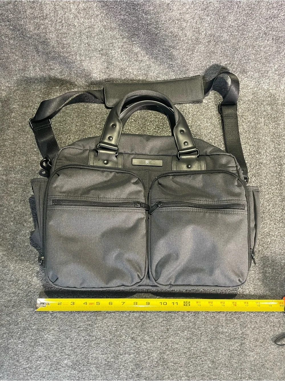 Victorinox Swiss Army Architecture Urban Dunant Essentials Day Bag
